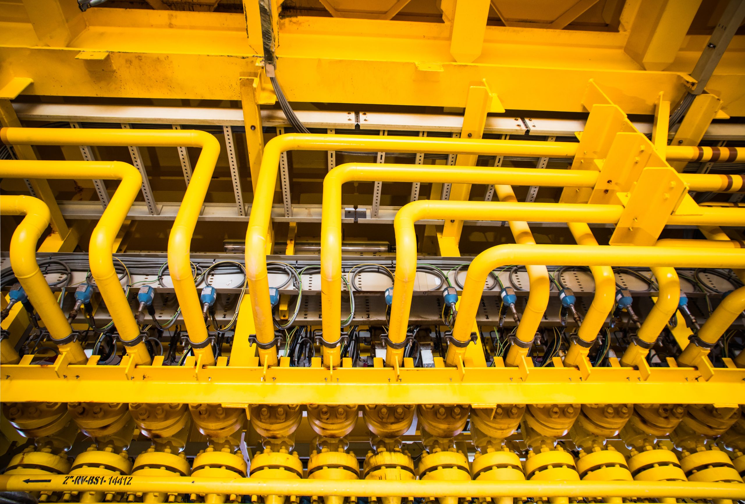 Flowline production and control valve for oil and gas process, P Flowline production and control valve for oil and gas process, P