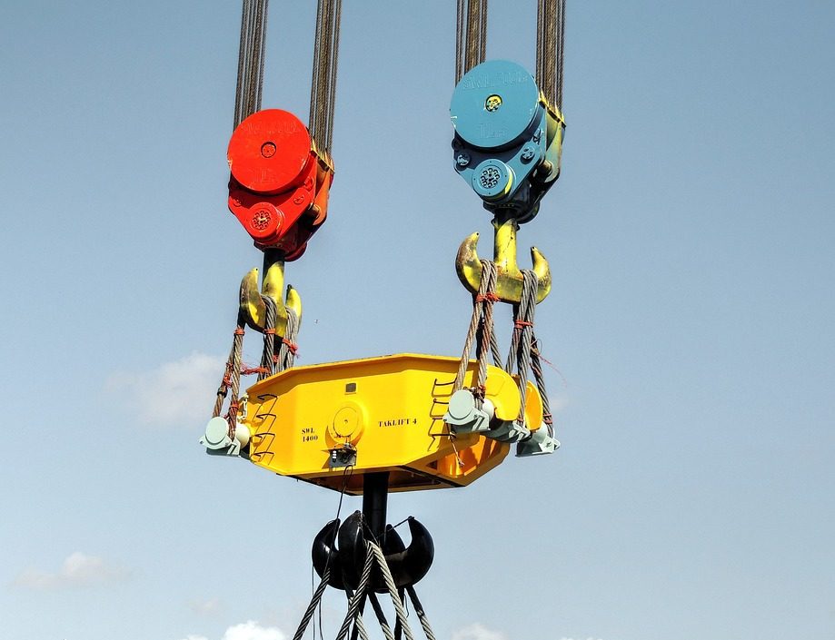 Lifting accessories and equipment Lifting accessories and equipment